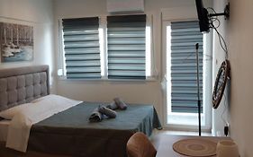 Anibo Studios & Apartments Center Antigonidon